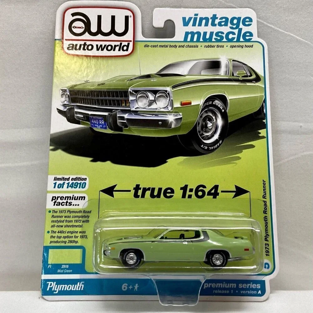 Auto World 1973‎ Plymouth Road Runner Vintage Muscle Mist Green Rel 1 Ver A NIP